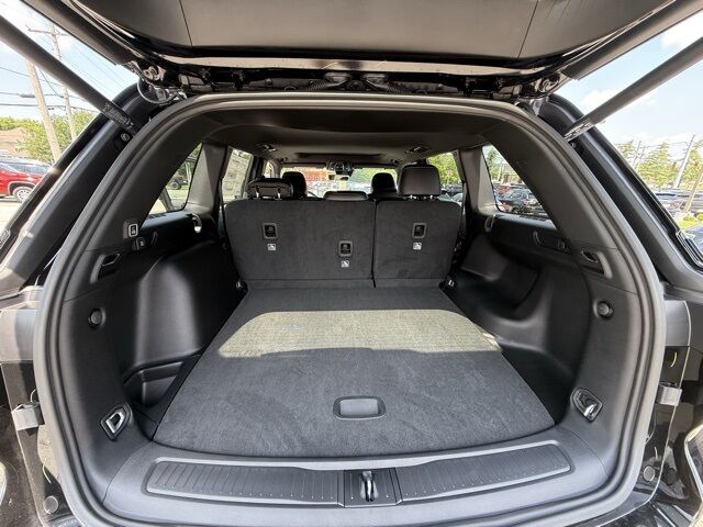 2025 Jeep Grand Cherokee Altitude X Crestwood KY