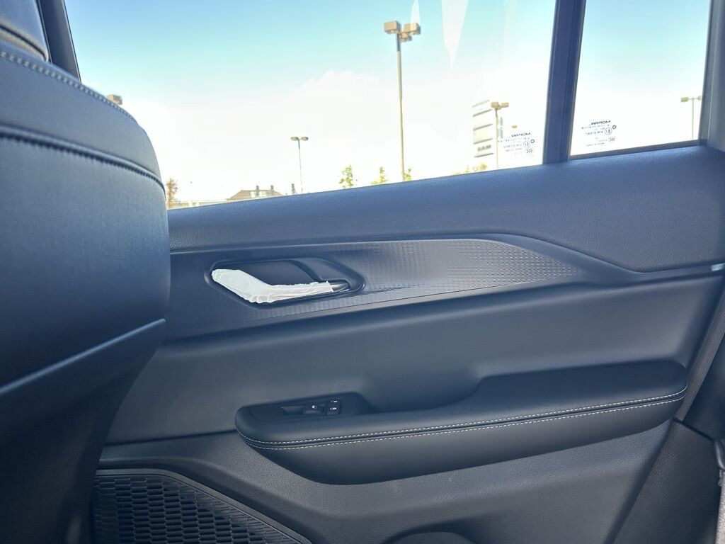 2025 Jeep Grand Cherokee Altitude X Crestwood KY