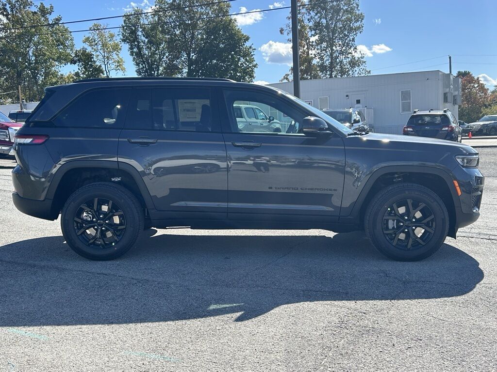 2025 Jeep Grand Cherokee Altitude X Crestwood KY