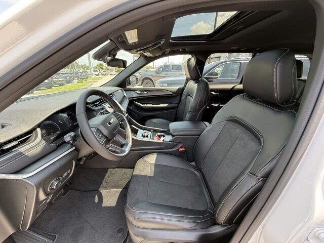 2025 Jeep Grand Cherokee Altitude X Crestwood KY
