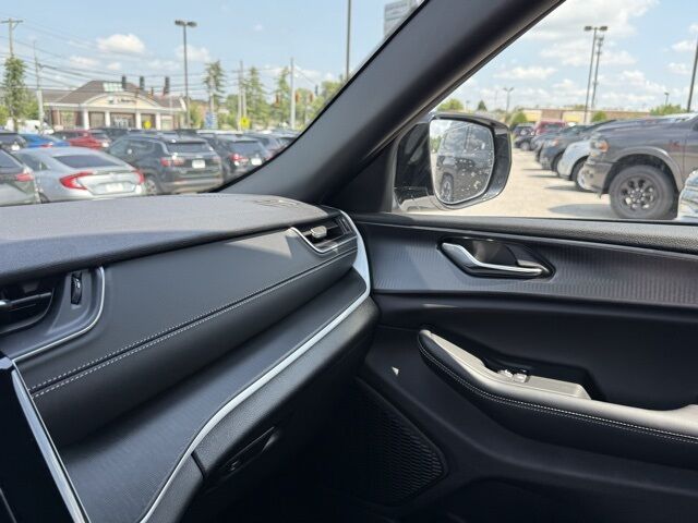 2025 Jeep Grand Cherokee Altitude X Crestwood KY