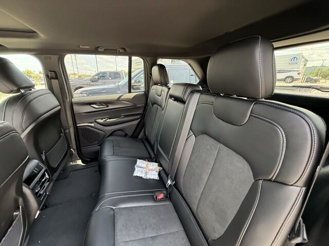 2025 Jeep Grand Cherokee Altitude X Crestwood KY