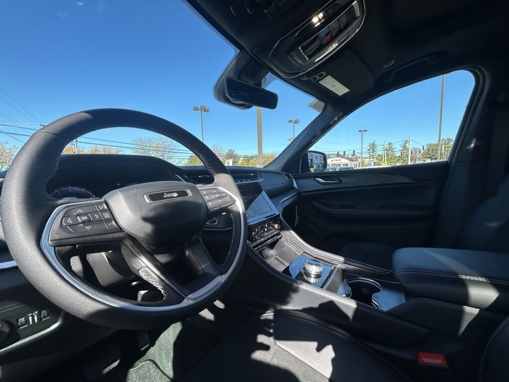 2025 Jeep Grand Cherokee Altitude X Crestwood KY