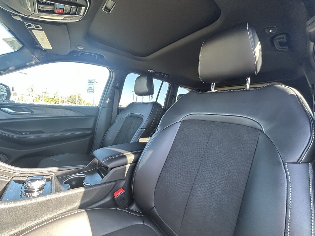 2025 Jeep Grand Cherokee Altitude X Crestwood KY