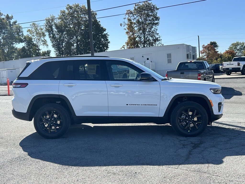 2025 Jeep Grand Cherokee Altitude X Crestwood KY
