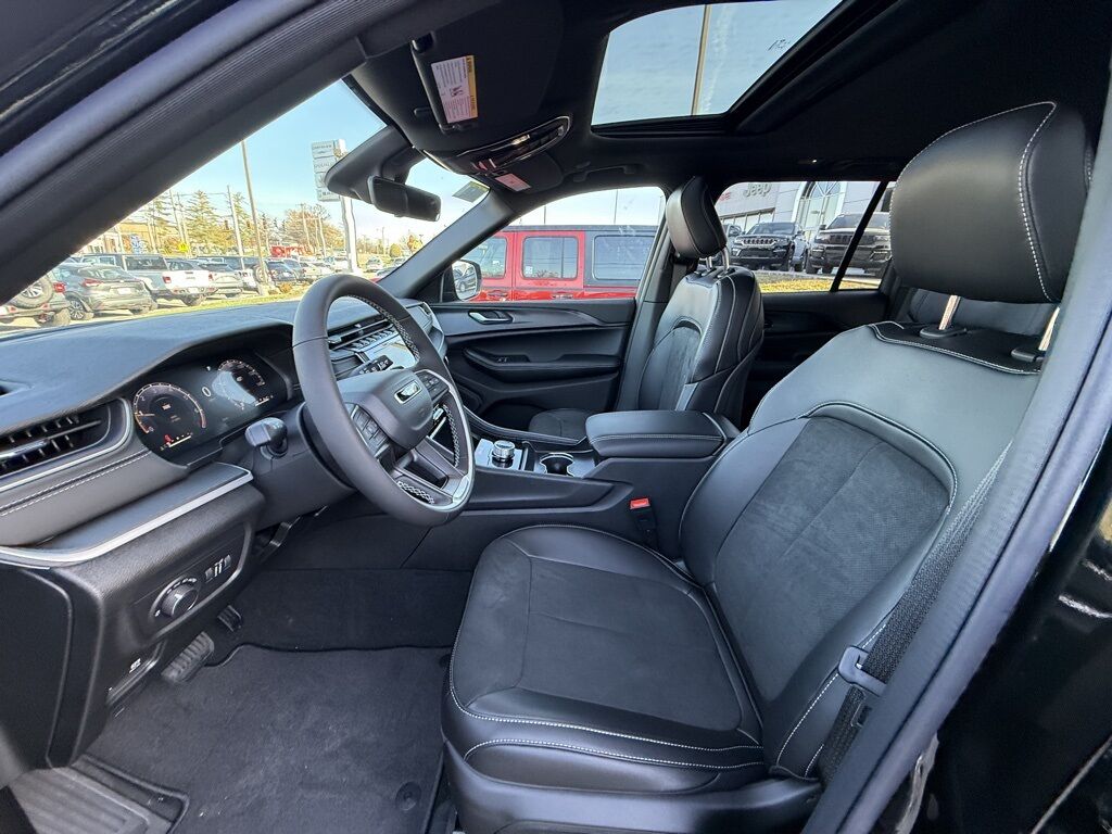 2025 Jeep Grand Cherokee Altitude X Crestwood KY