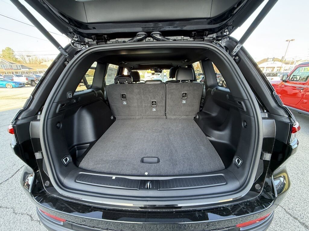 2025 Jeep Grand Cherokee Altitude X Crestwood KY