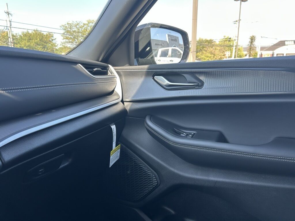 2025 Jeep Grand Cherokee Altitude X Crestwood KY