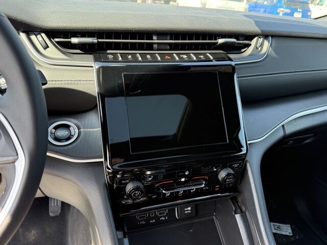 2025 Jeep Grand Cherokee Altitude X Crestwood KY