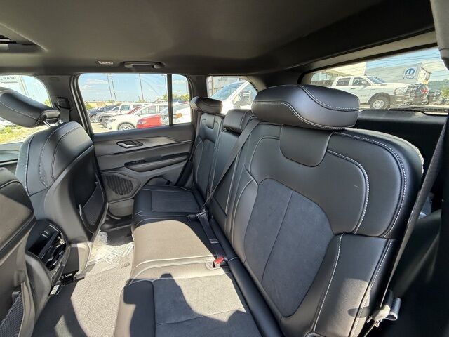 2025 Jeep Grand Cherokee Altitude X Crestwood KY