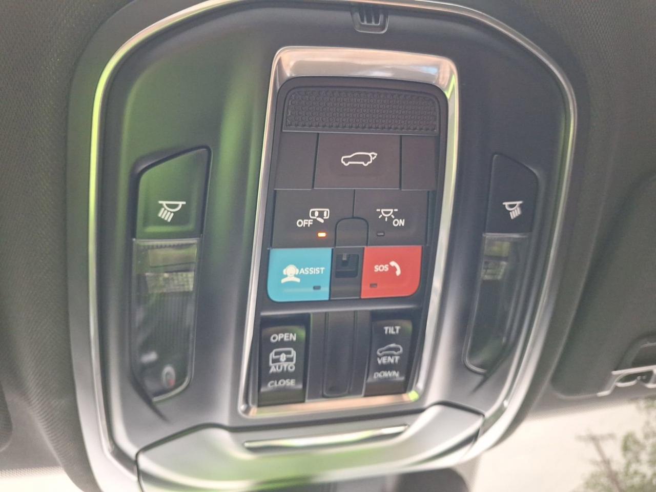 2025 Jeep Grand Cherokee Altitude X Hurst TX