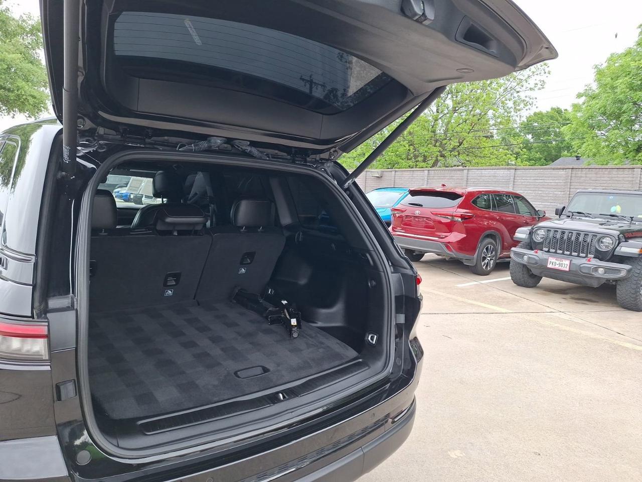 2025 Jeep Grand Cherokee Altitude X Hurst TX