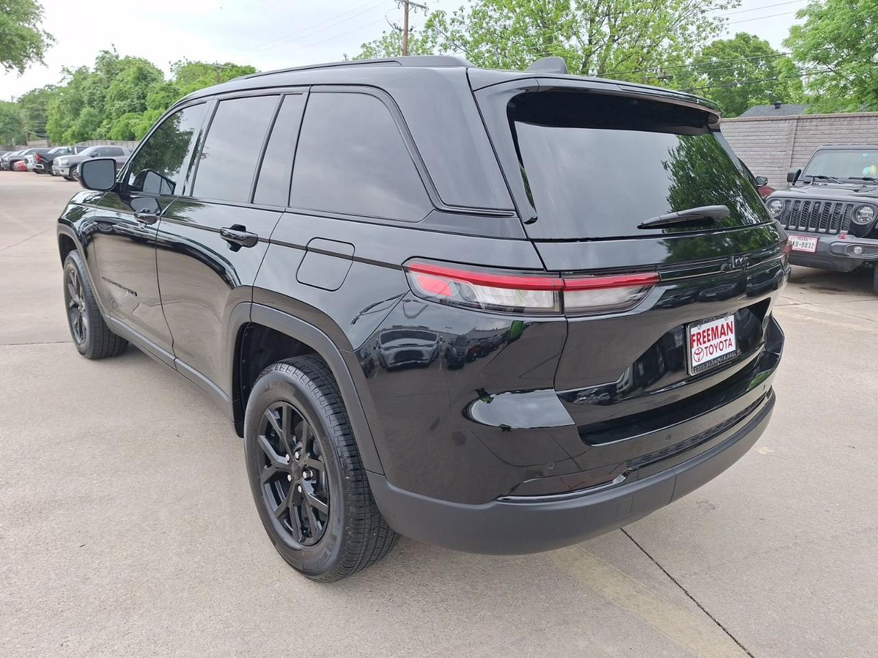2025 Jeep Grand Cherokee Altitude X Hurst TX