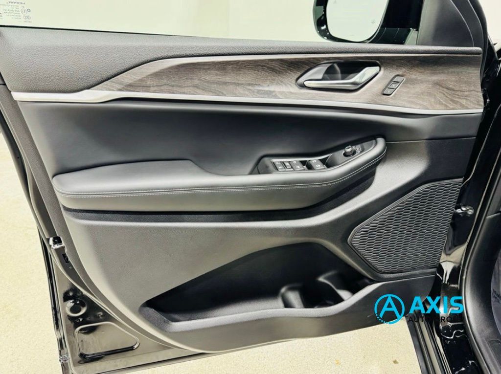 2025 Jeep Grand Cherokee Altitude X Jersey City NJ