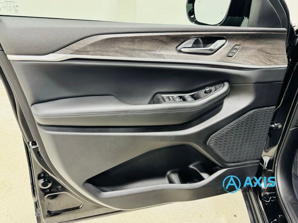 2025 Jeep Grand Cherokee Altitude X Jersey City NJ