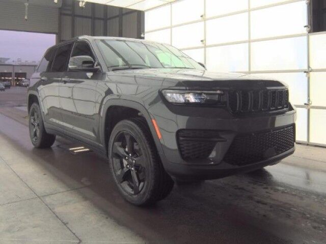 2025 Jeep Grand Cherokee Altitude X