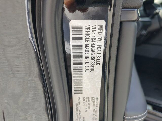 2025 Jeep Grand Cherokee Altitude X Appleton WI