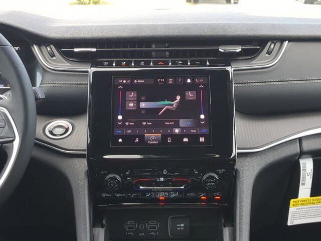 2025 Jeep Grand Cherokee Altitude X Appleton WI