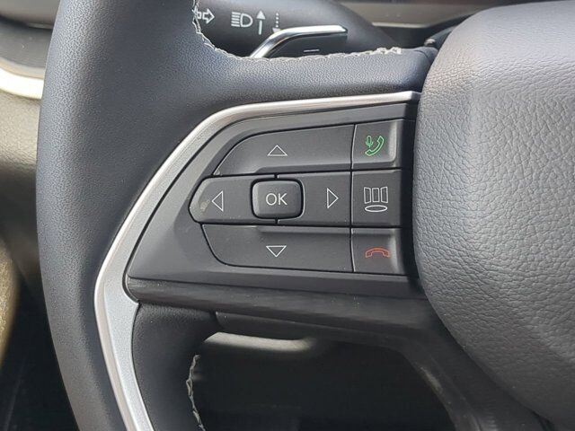 2025 Jeep Grand Cherokee Altitude X Appleton WI