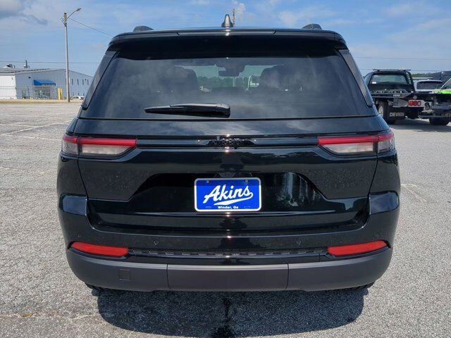 2025 Jeep Grand Cherokee Altitude X Appleton WI