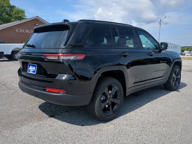 2025 Jeep Grand Cherokee Altitude X Appleton WI