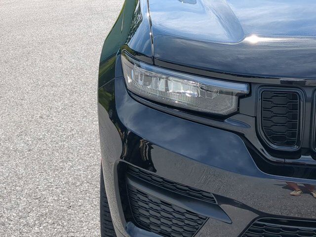 2025 Jeep Grand Cherokee Altitude X Appleton WI