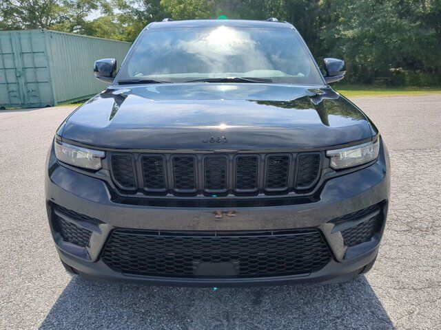 2025 Jeep Grand Cherokee Altitude X Appleton WI