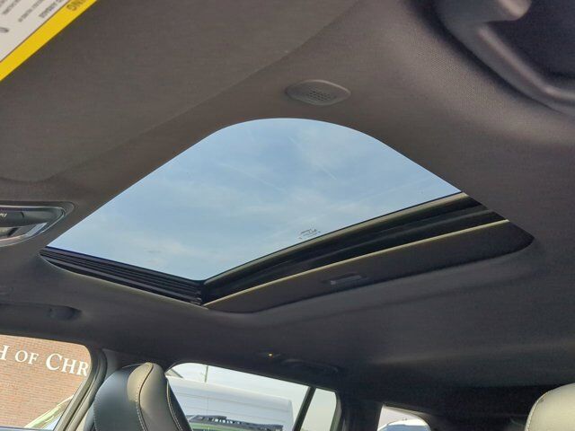 2025 Jeep Grand Cherokee Altitude X Appleton WI