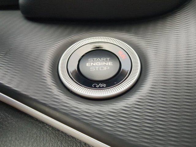 2025 Jeep Grand Cherokee Altitude X Appleton WI