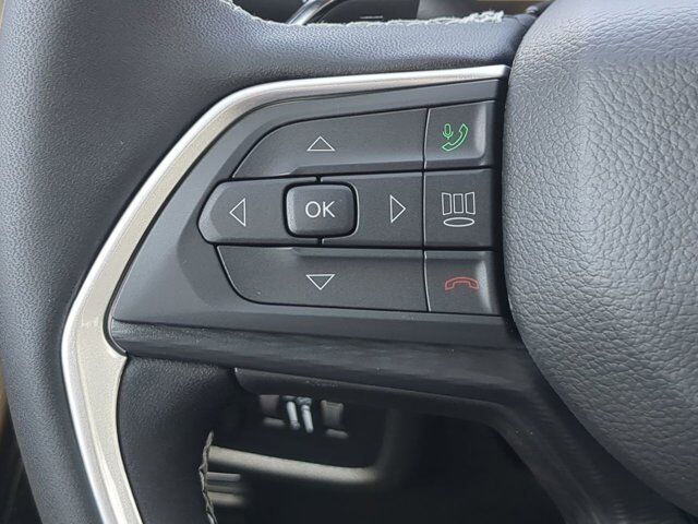2025 Jeep Grand Cherokee Altitude X Appleton WI