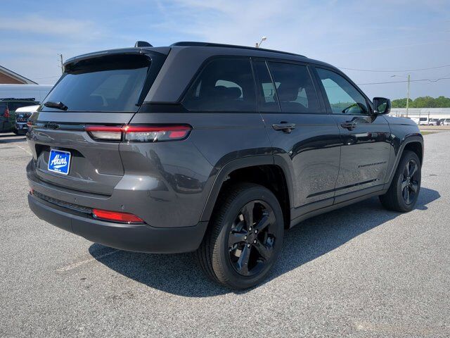 2025 Jeep Grand Cherokee Altitude X Appleton WI