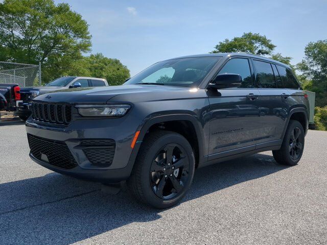 2025 Jeep Grand Cherokee Altitude X Appleton WI