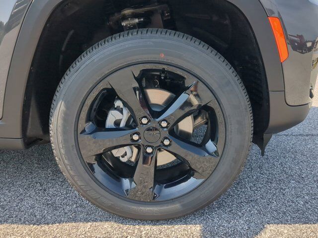 2025 Jeep Grand Cherokee Altitude X Appleton WI