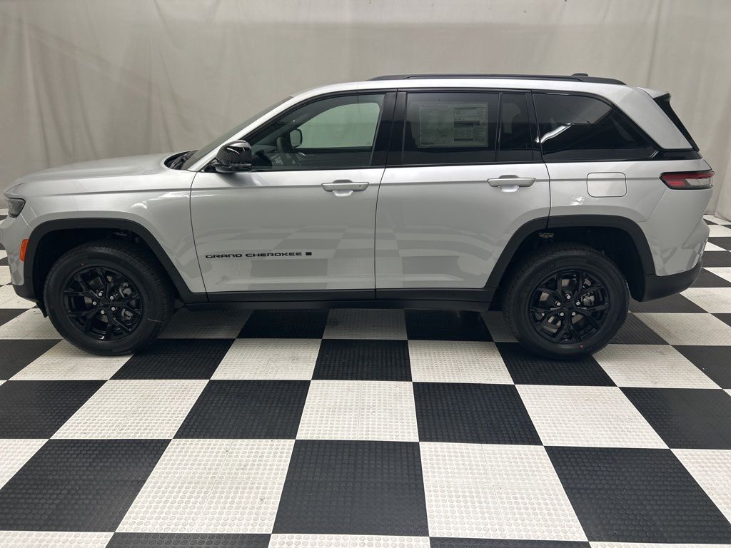 2025 Jeep Grand Cherokee Altitude X Portland OR