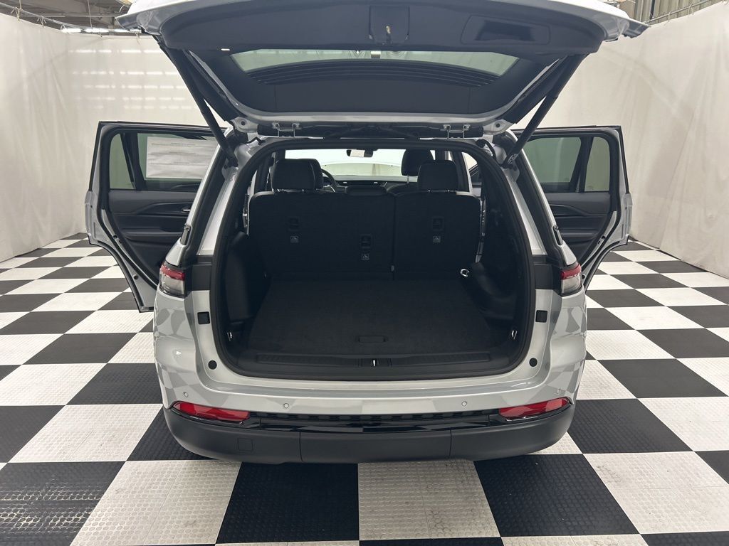 2025 Jeep Grand Cherokee Altitude X Portland OR