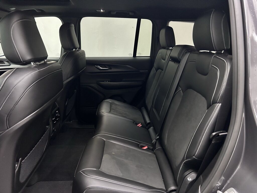 2025 Jeep Grand Cherokee Altitude X Portland OR