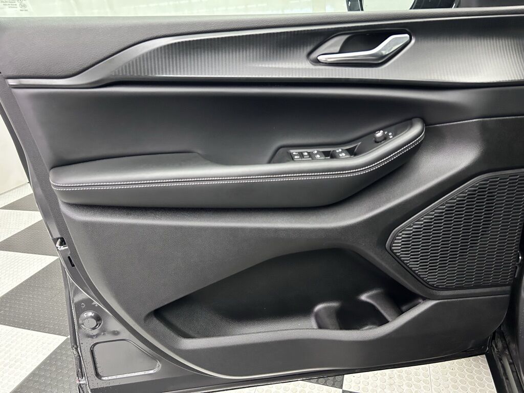 2025 Jeep Grand Cherokee Altitude X Portland OR