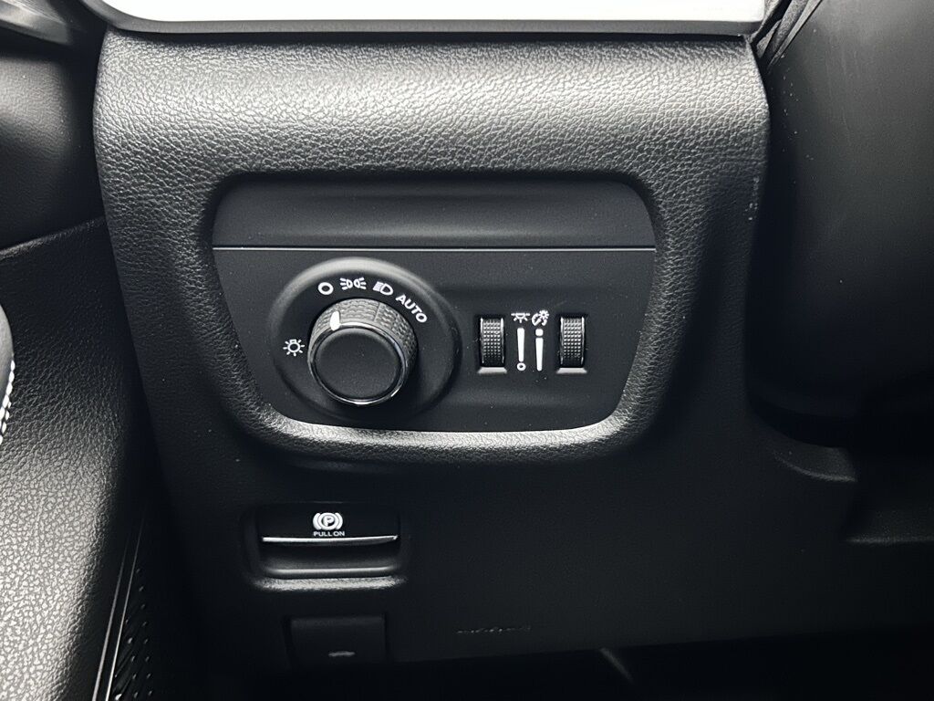 2025 Jeep Grand Cherokee Altitude X Portland OR