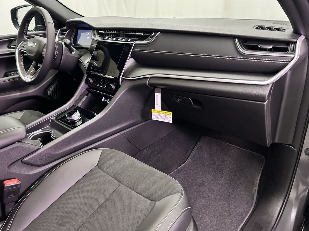 2025 Jeep Grand Cherokee Altitude X Portland OR