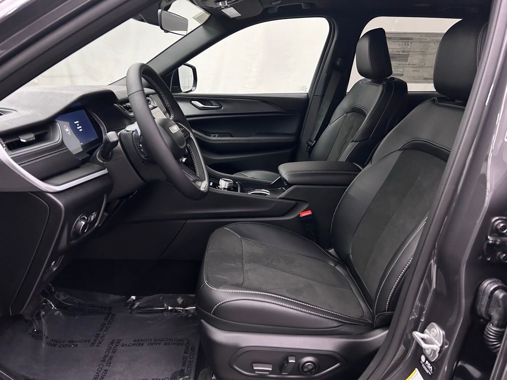 2025 Jeep Grand Cherokee Altitude X Portland OR