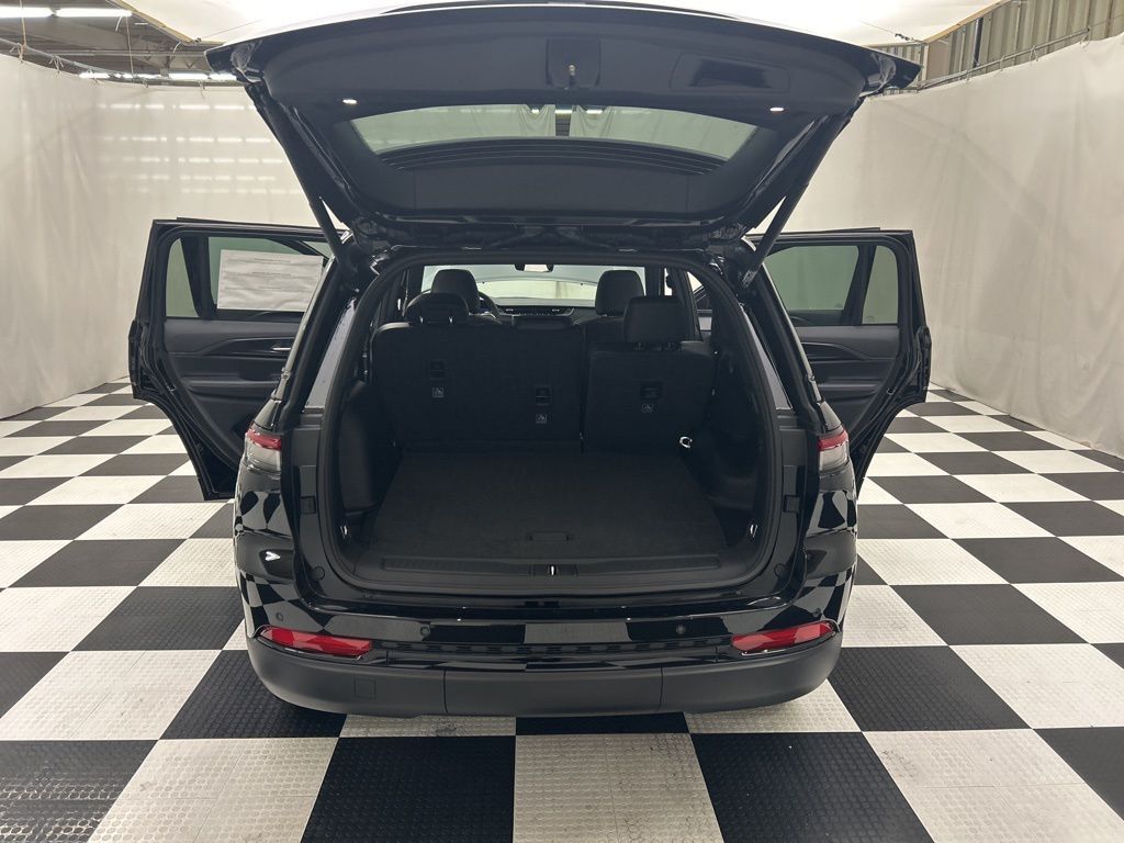 2025 Jeep Grand Cherokee Altitude X Portland OR