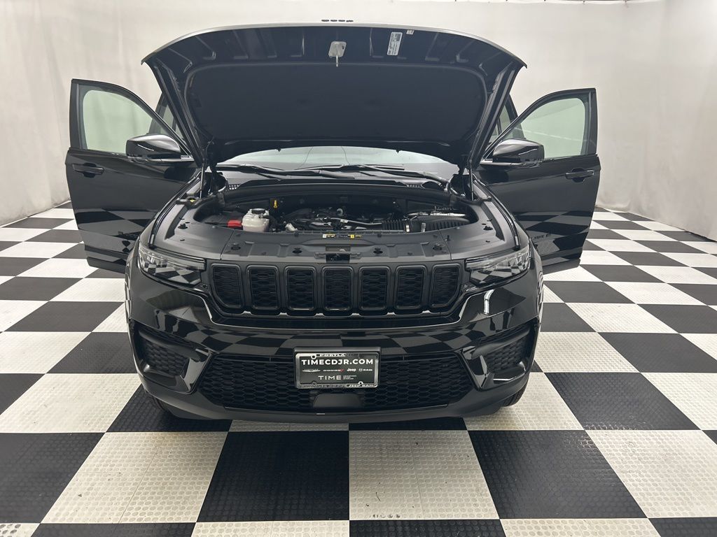 2025 Jeep Grand Cherokee Altitude X Portland OR