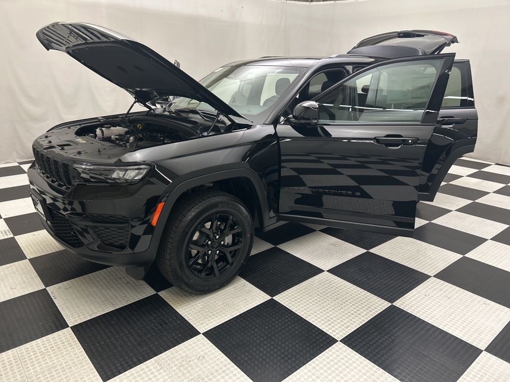 2025 Jeep Grand Cherokee Altitude X Portland OR