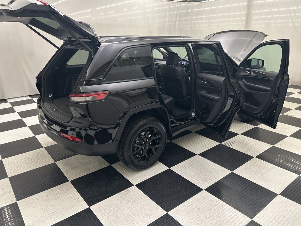 2025 Jeep Grand Cherokee Altitude X Portland OR