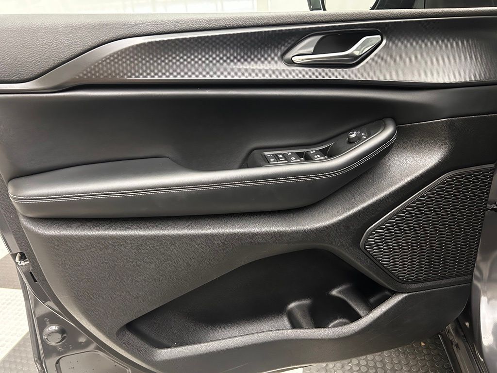 2025 Jeep Grand Cherokee Altitude X Portland OR
