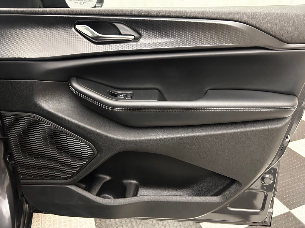 2025 Jeep Grand Cherokee Altitude X Portland OR