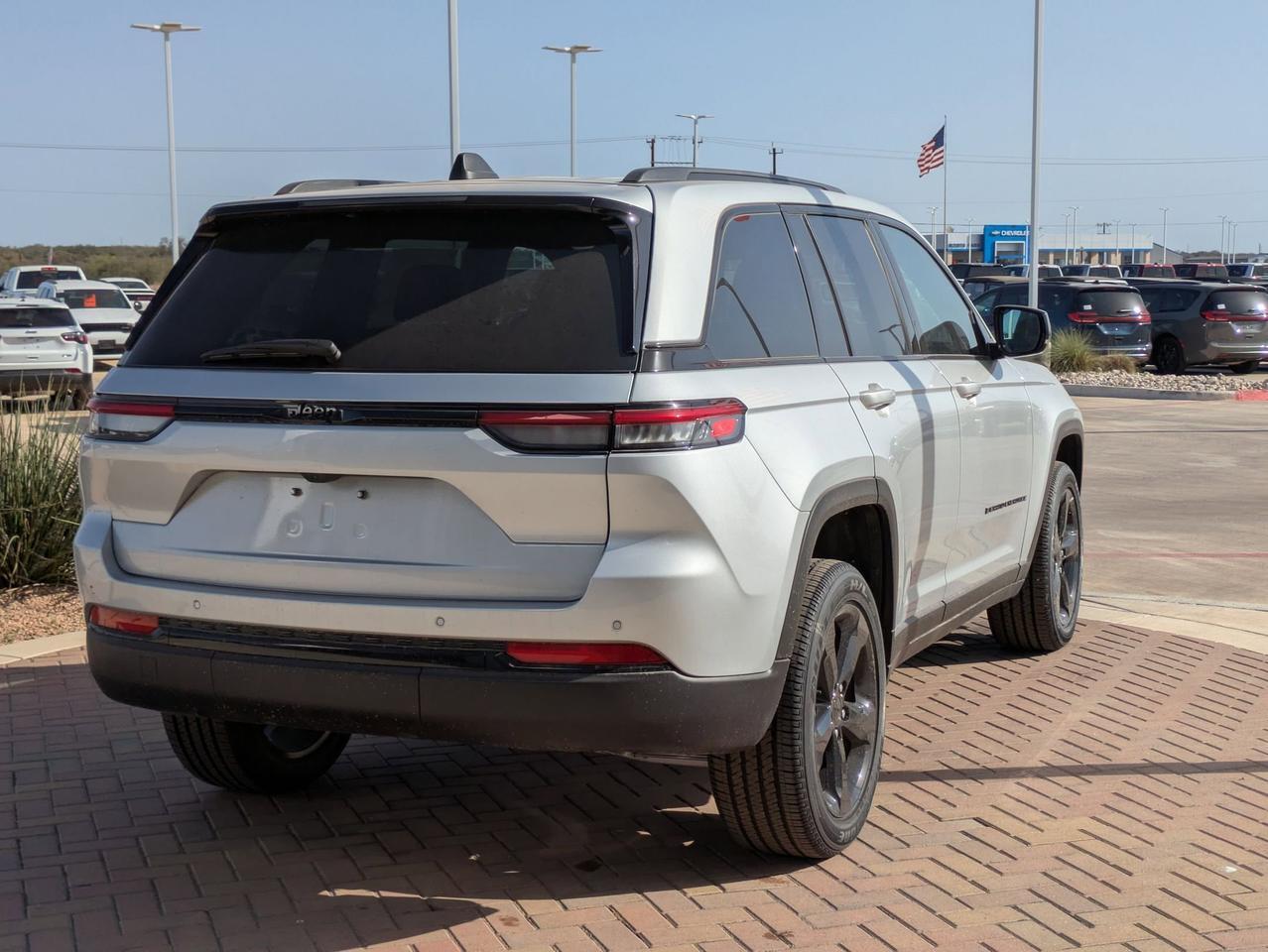 2025 Jeep Grand Cherokee Altitude X