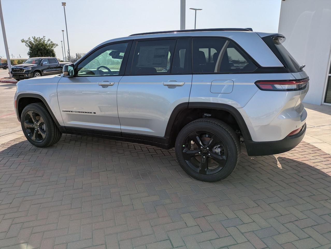 2025 Jeep Grand Cherokee Altitude X Castroville TX