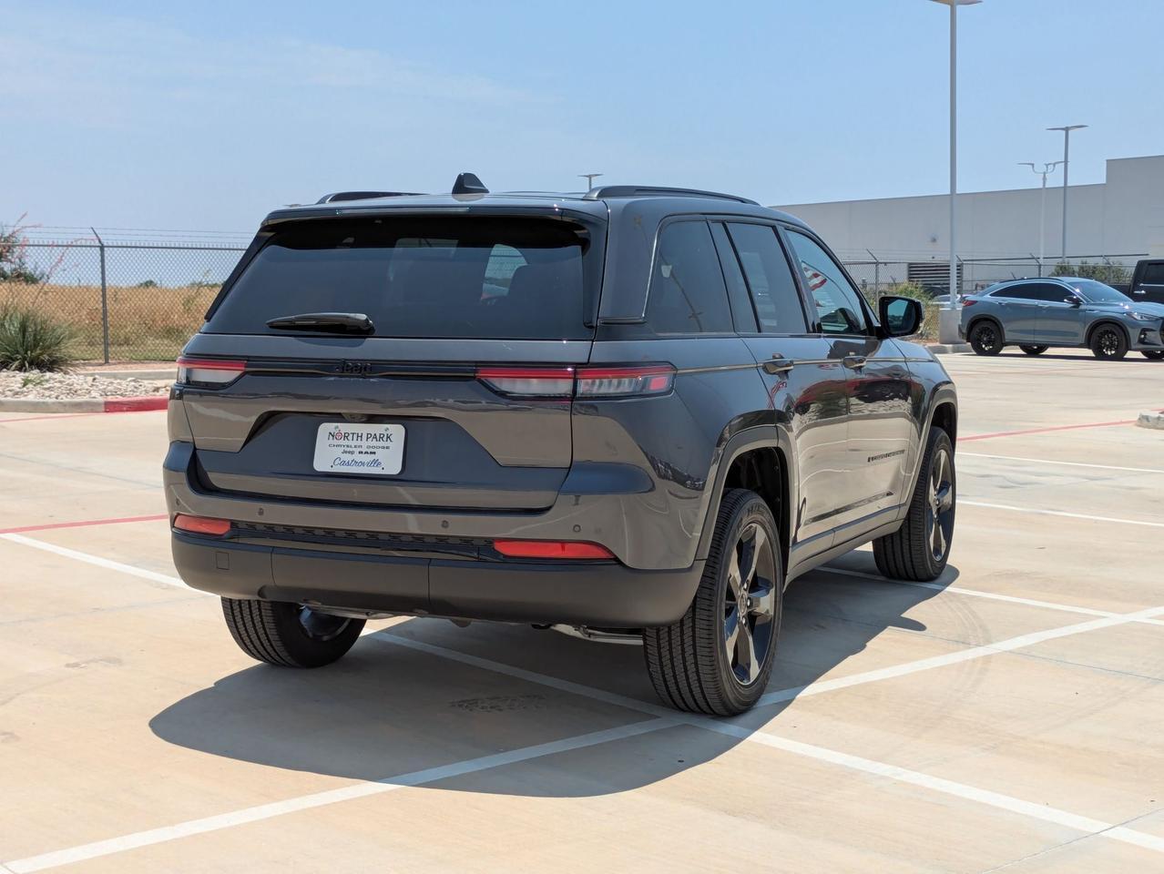 2025 Jeep Grand Cherokee Altitude X Castroville TX