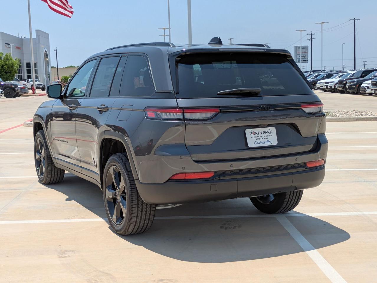 2025 Jeep Grand Cherokee Altitude X Castroville TX